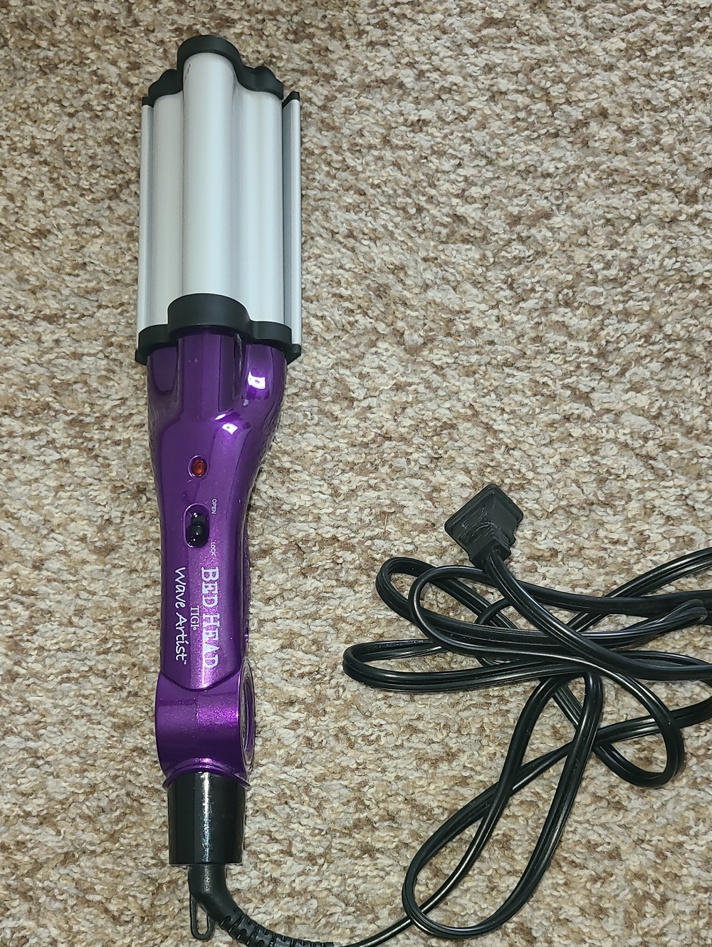 Bed Head Wave Artist Triple Barrel Waver in Purple